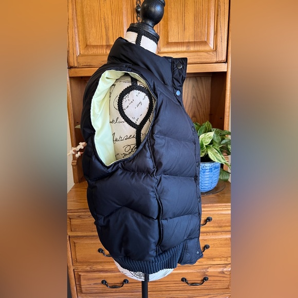 GAP Women’s Black Button Front Down Fill Puffer Vest - Small - Y2K - Picture 5 of 12